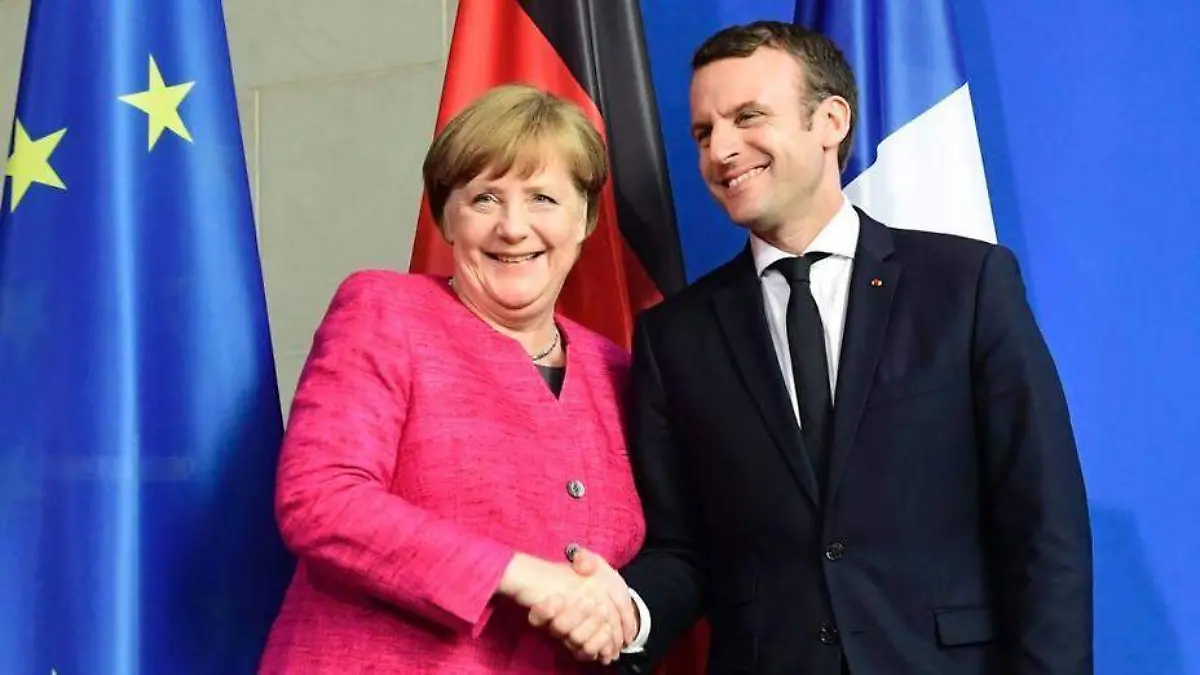 Macron y Merkel-AFP